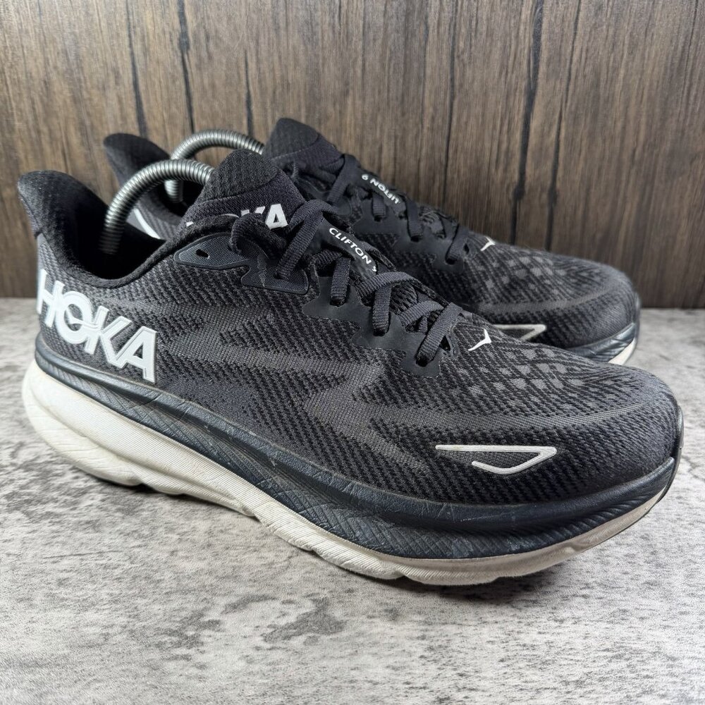 Hoka Clifton 9 Men's Size 9.5 D Black White Shoes